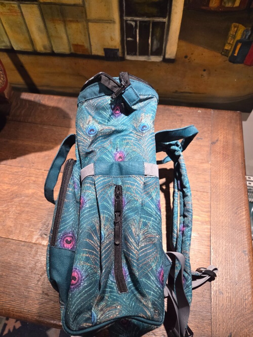 Peacock Backpack - Picture 4 of 7